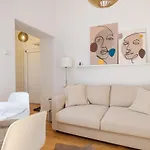 Iadra In Center Apartament *