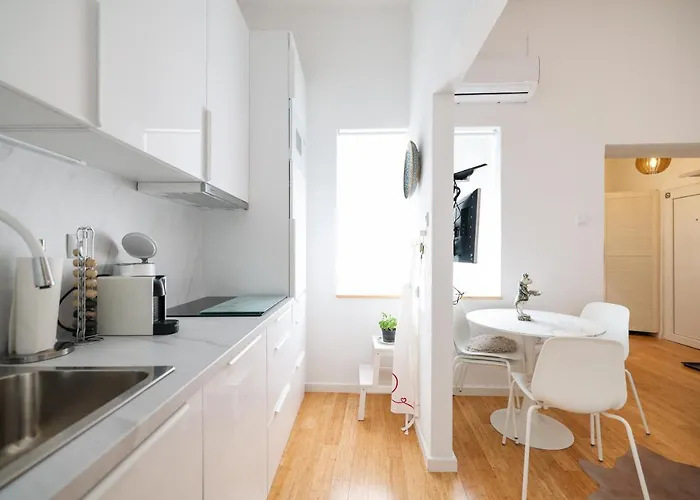 Iadra In Center Apartment